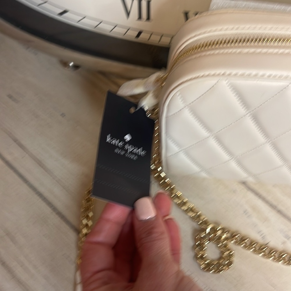 NWT Retails$398 Kate Spade Quilted Cream Leather Bag with Gold Crossbody Bag - Picture 8 of 10